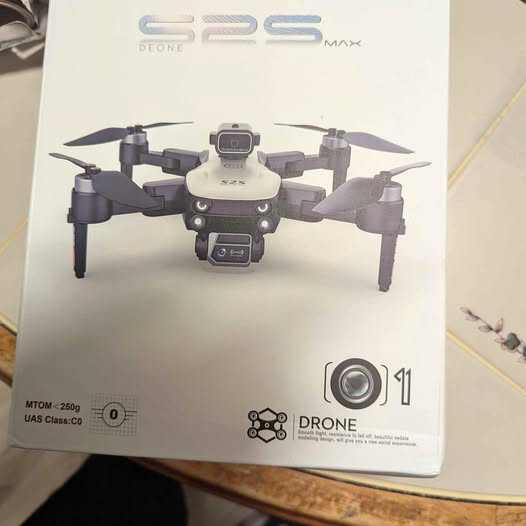 Small Beginner Drones with 4K HD Camera New City NY Drone for Aerial Photography Remote Control Hovering Drone with 3 rechargeable batteries